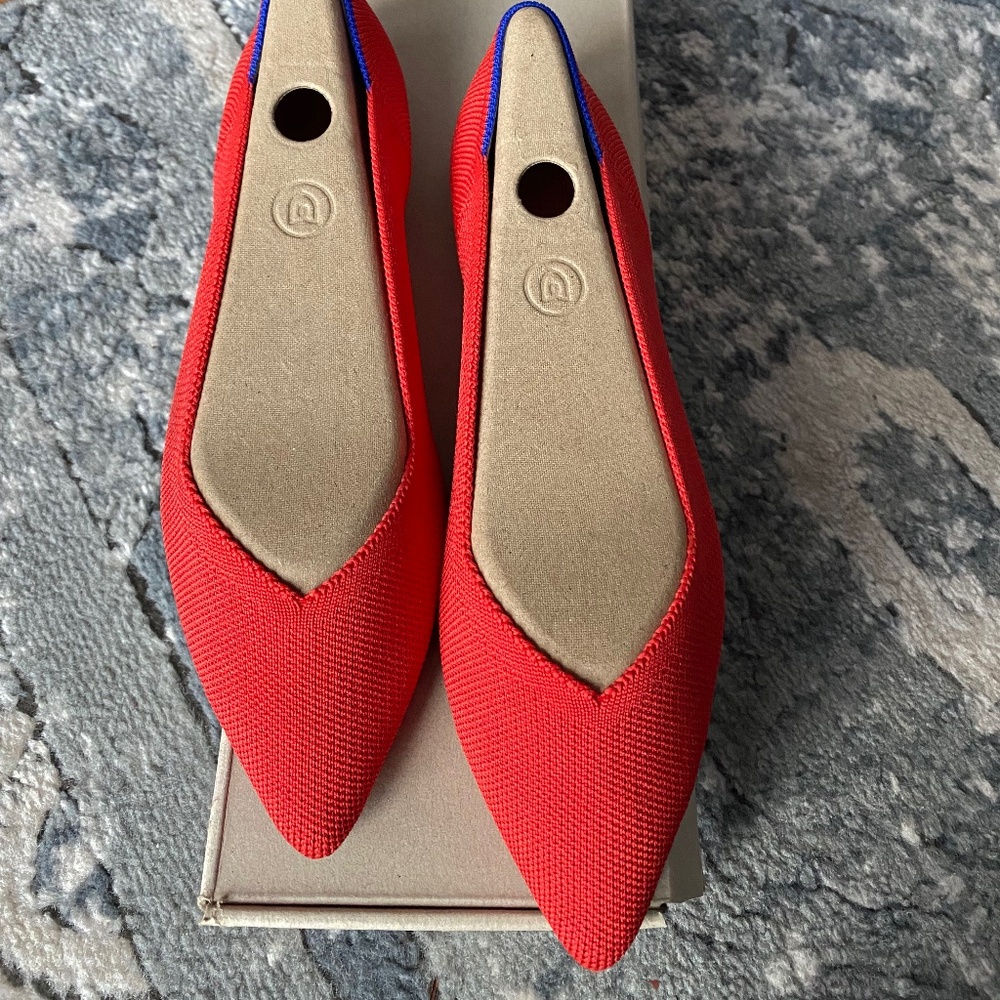 Rothys Flame Original Point 8.5 EUC